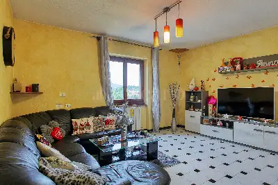 Casa in vendita, Via Libertà, Cugliate-Fabiasco