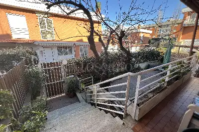 Villino a Schiera in vendita, Via Francesco Paolo Bonifacio, Roma