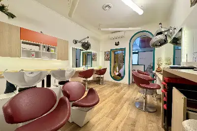 Negozio in vendita, Via Leone Tolstoj, Milano