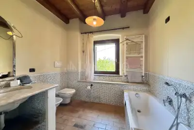 Villa in vendita, Strada San Pietro, Monzambano