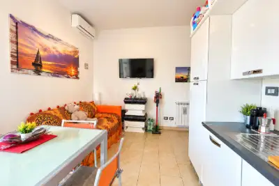 Casa in vendita, Via Oniferi, Roma