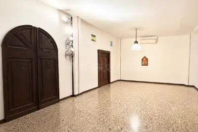 Laboratorio in vendita, Via Larga, Milano