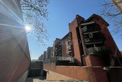 Box in vendita, Via Giambellino, Milano