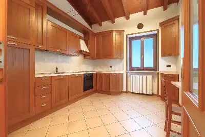 Casa Indipendente in vendita, Via Fichetto, Castiglione delle Stiviere