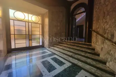 Casa in vendita, Via Federico Ozanam, Milano