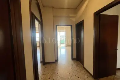 Casa in vendita, Viale Caterina da Forlì, Milano