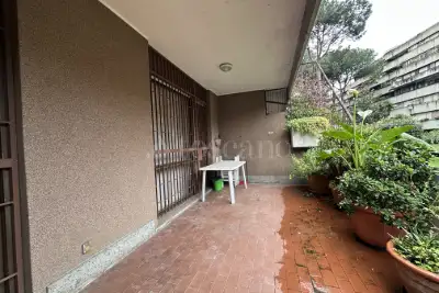 Casa in vendita, Via Umberto Saba, Roma