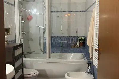 Casa in vendita, Via Novaledo , Roma