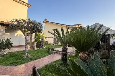 Villa in vendita, Via Maiera, Roma