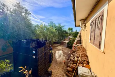 Villa in vendita, Via Cervicione, Nettuno