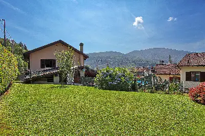 Villa in vendita, Via Sorgente, Cugliate-Fabiasco