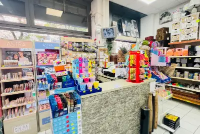 Negozio in vendita, Viale delle Provincie, Roma