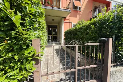 Casa in vendita, Via Vittorio Locchi, Brescia