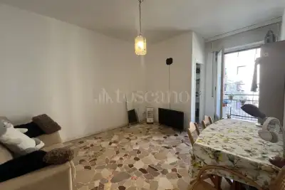 Casa in vendita, Via Lorenteggio, Milano