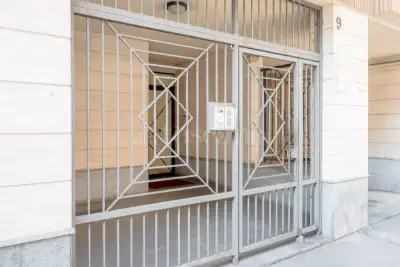 Casa in vendita, Via Mombasiglio, Torino