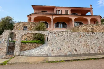 Villa in vendita, Via Alfredo Graziani, Tempio Pausania