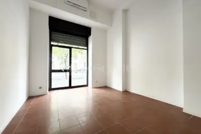 Negozio in affitto, Via Piacenza 20, Milano