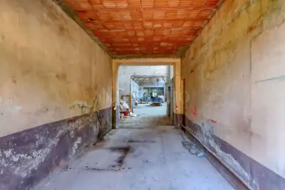 Magazzino in vendita, Via F. Turati, Luino