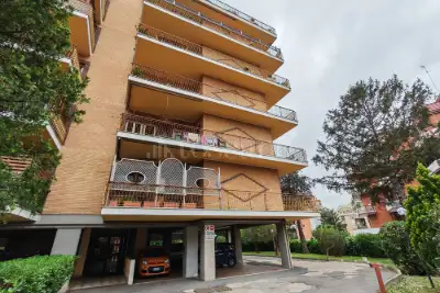 Casa in vendita, Via Francesco Roncati, Roma