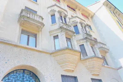 Casa in vendita, Via Polibio, Milano