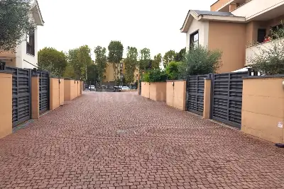 Casa in vendita, Largo Rodolfo Villani, Roma