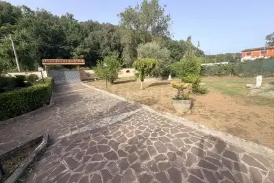 Villa in vendita, Via Acqua Solfa, Aprilia