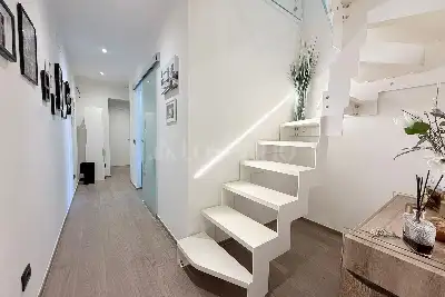 Casa in vendita, Via Senigallia, Milano