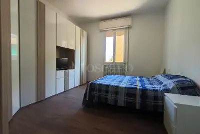 Casa in vendita, Via G. Garibaldi, Casalecchio di Reno