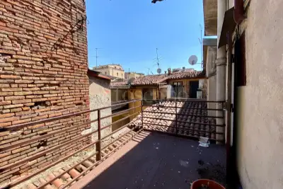 Palazzo in vendita, Via delle Grazie, Brescia