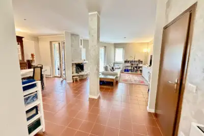 Villino a Schiera in vendita, Via D. Alighieri, Monticelli Brusati