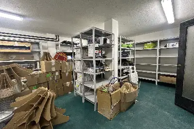 Laboratorio in vendita, Viale Cirene, Milano