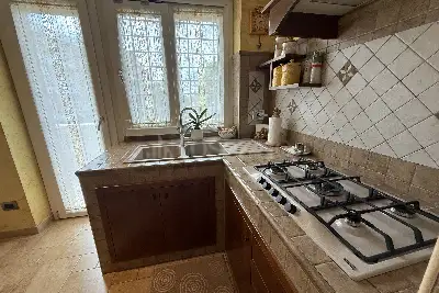 Casa in vendita, Piazza Leonardo Da Vinci, Ciampino