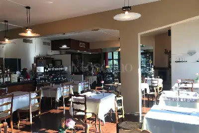 Attività Commerciale in affitto, Via Vecchia Bolognese, Pistoia