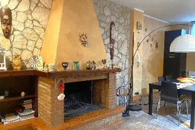 Villino a Schiera in vendita, Via di Ponte Ladrone, Roma