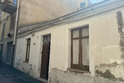 Casa Indipendente in vendita, Via Vincenzo Ambrosio, Catanzaro
