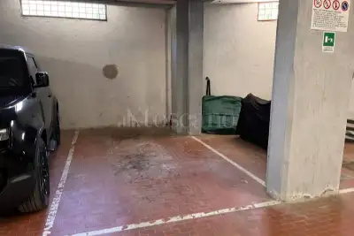 Casa in vendita, Via Quadroni, Roma