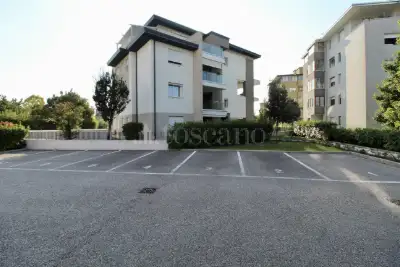 Casa in vendita, Via Giulio Locatelli, Pordenone