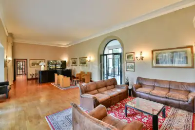 Albergo in vendita, Via XXV Aprile, Figino Serenza