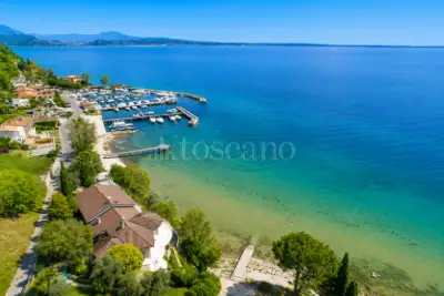 Villa in vendita, Via T. Tasso, Manerba del Garda