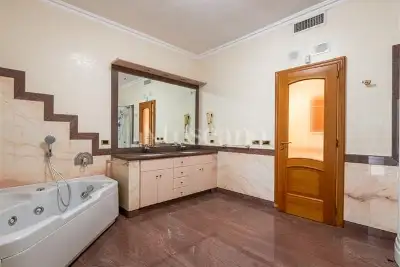 Ufficio in affitto, Via Alessandro Manzoni, Bari