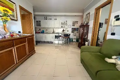 Casa in vendita, Via di Grotte d'Arcaccio, Roma