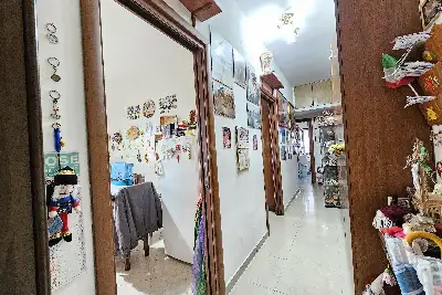 Casa in vendita, Via Svezia, Pomezia