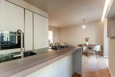 Casa in vendita, Via San Calocero, Milano