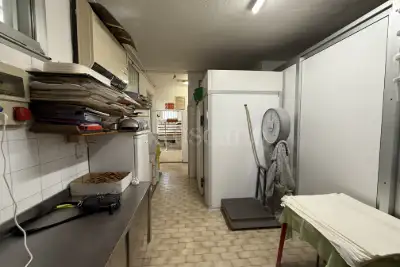 Laboratorio in vendita, Via Torricella di Sopra, Brescia