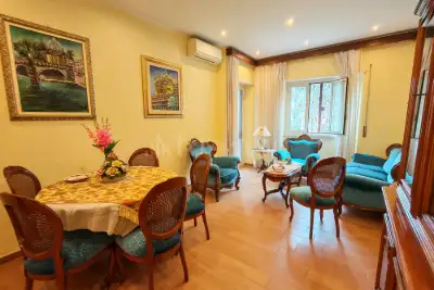 Casa in vendita, Via Francesco Roncati, Roma