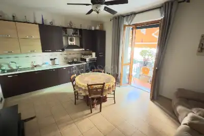 Casa in vendita, Via Torino, Prato