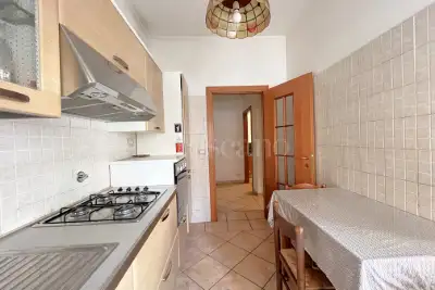 Casa in vendita, Via Caprese, Roma