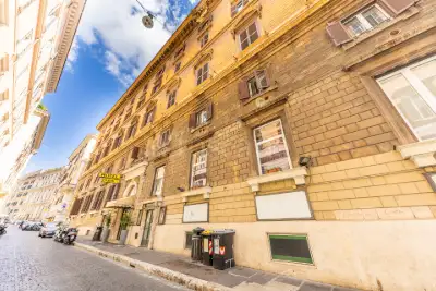 Albergo in vendita, Via Firenze, Roma