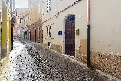 Negozio in vendita, Via Maddalenedda, Sassari