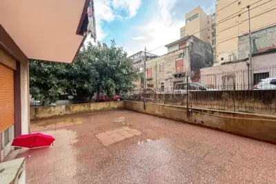 Casa in vendita, Via Curia, Catania